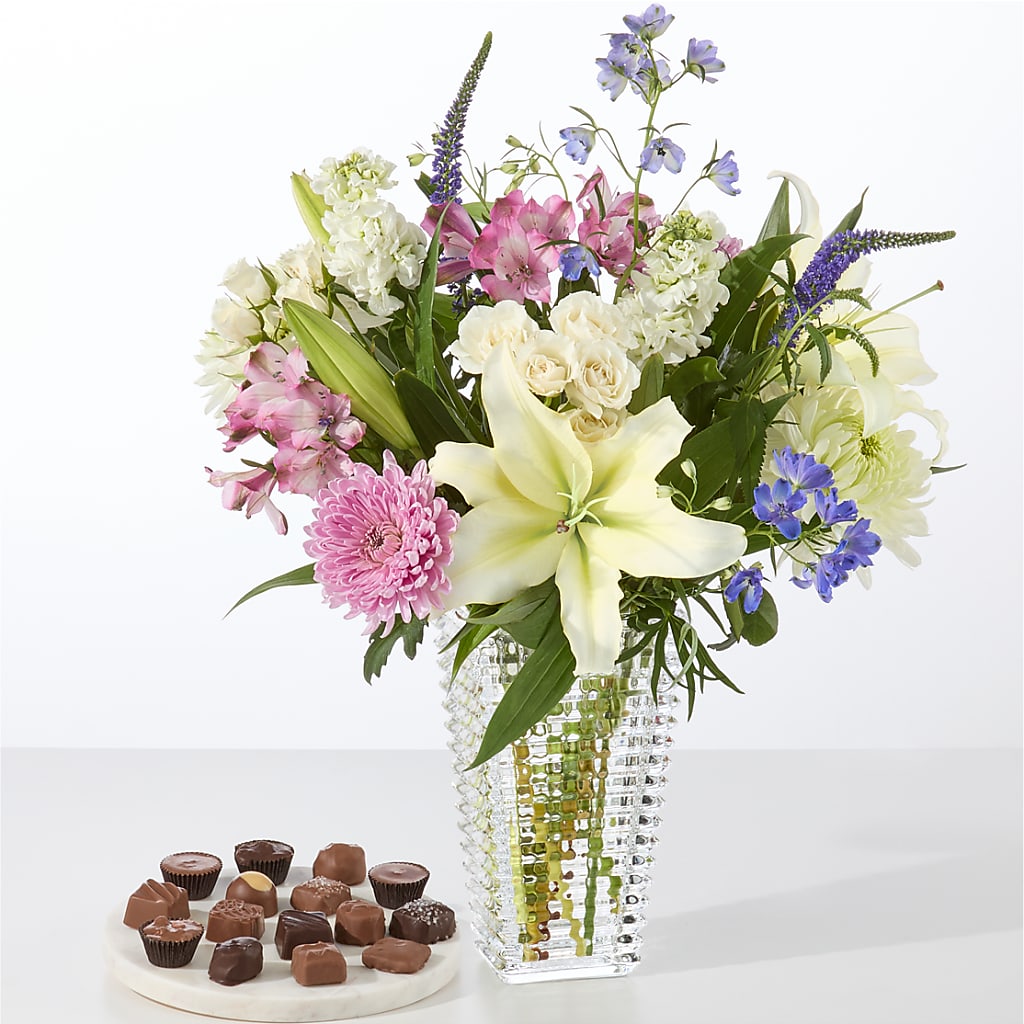 Winter Celebration Bouquet – Semper Fi Florist, Oceanside CA