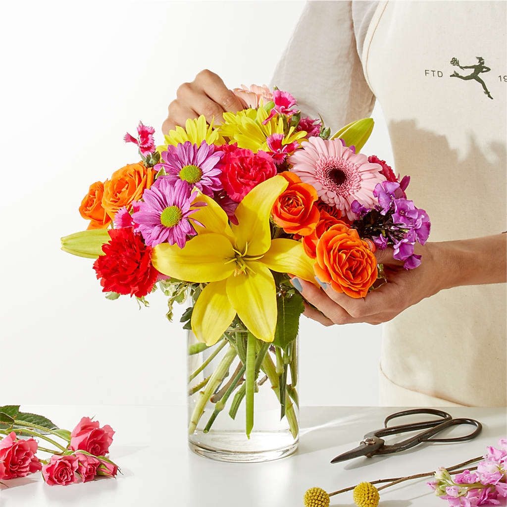 Cue the Confetti - A Florist Original – Semper Fi Florist, Oceanside CA