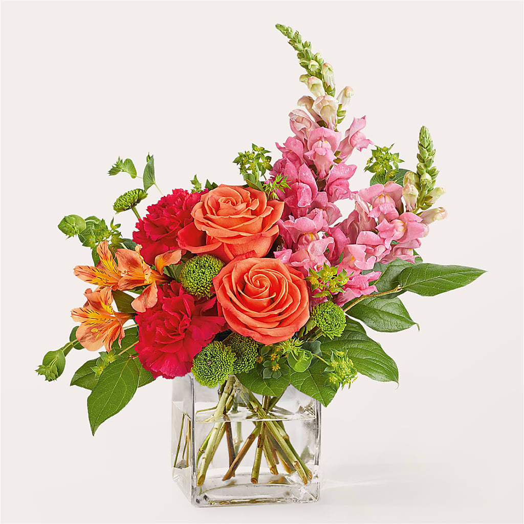 Cosmopolitan Bouquet – Semper Fi Florist, Oceanside CA