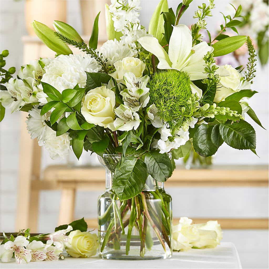 Classic Ivory – A Florist Original – Semper Fi Florist, Oceanside CA