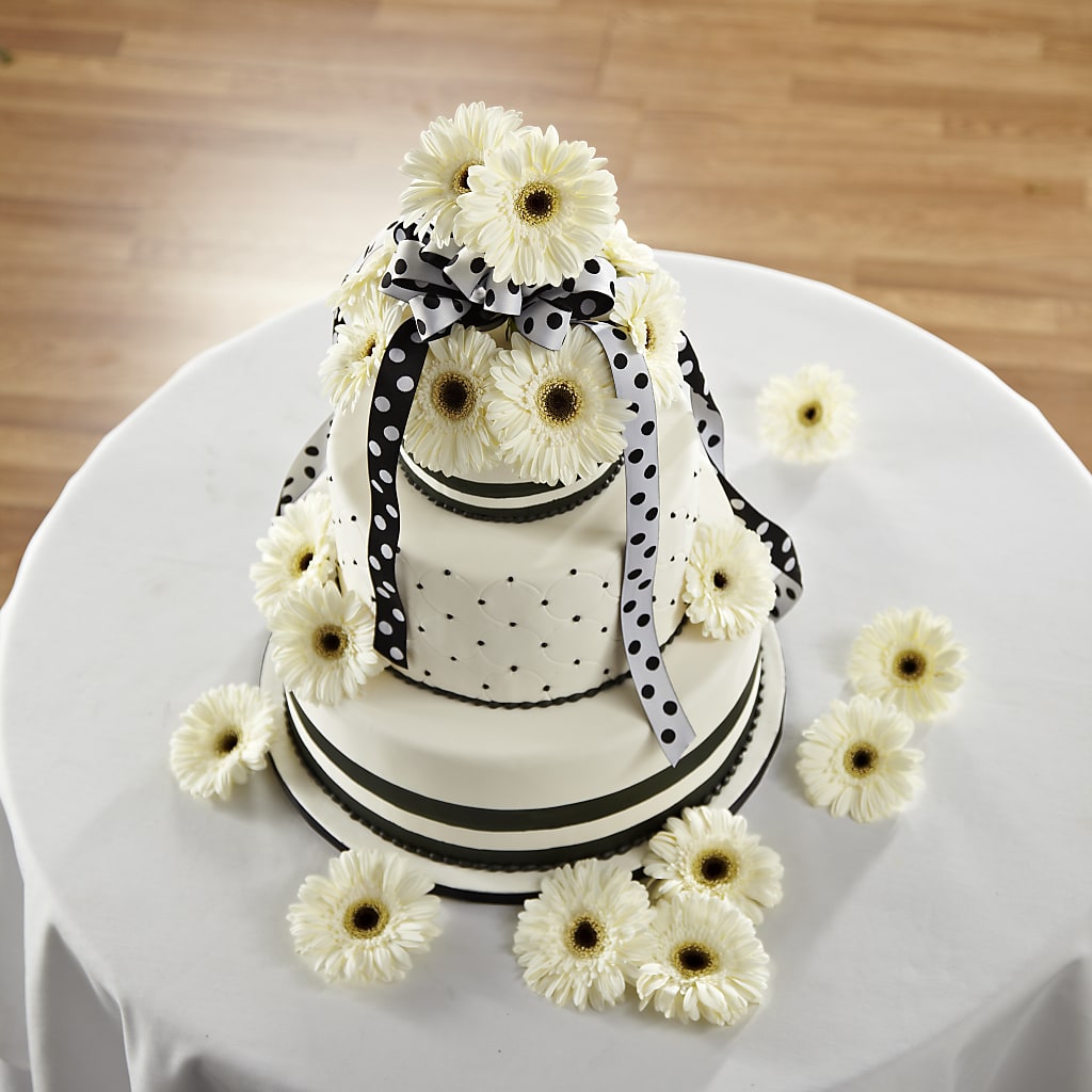 Simple Sophistication Cake Décor – Semper Fi Florist, Oceanside CA
