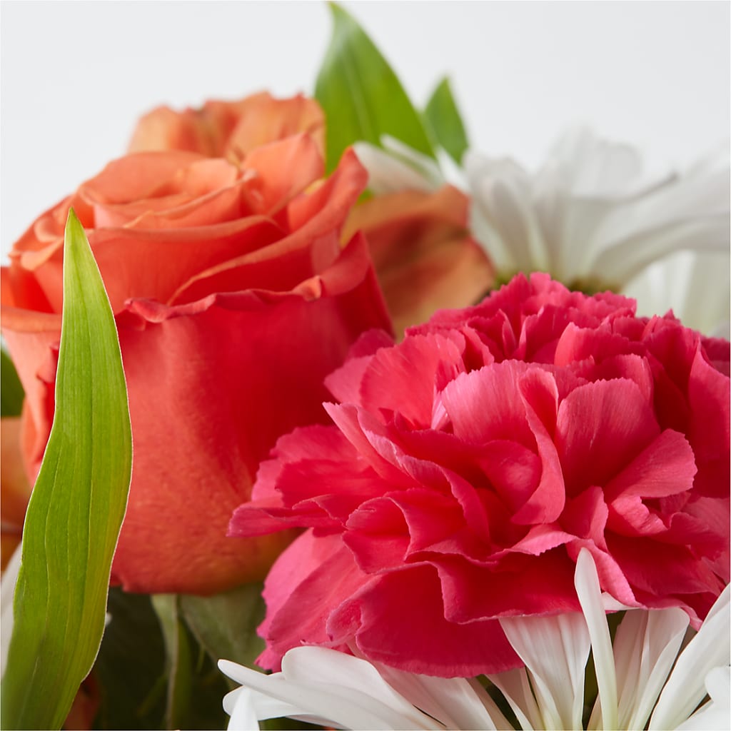 Oopsie Daisy Bouquet –  Semper Fi Florist, Oceanside CA