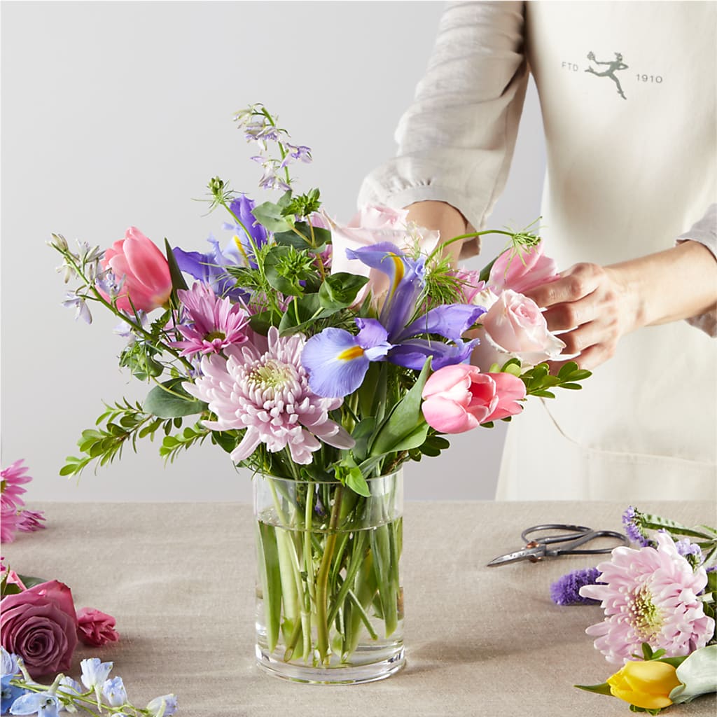 Pastel Tradition - A Florist Original –  Semper Fi Florist, Oceanside CA