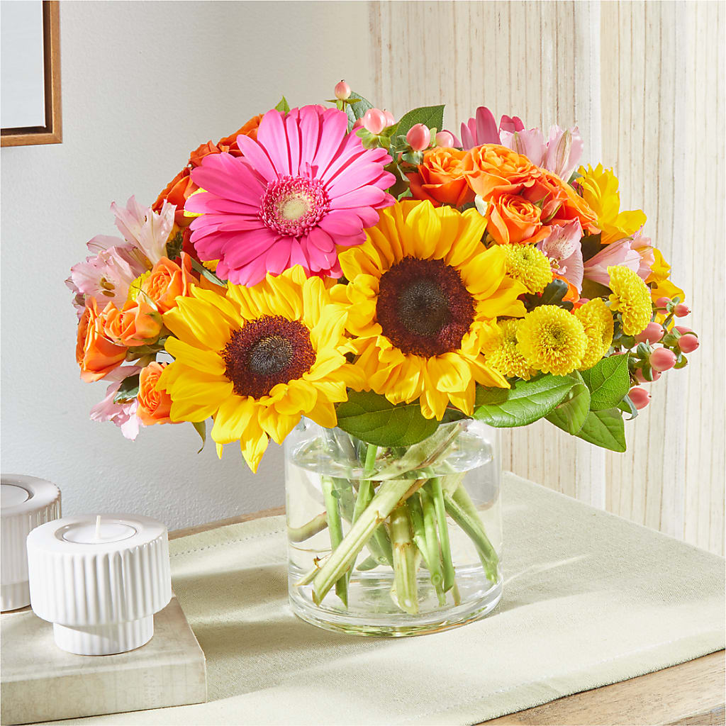 Beach Day Bouquet –  Semper Fi Florist, Oceanside CA