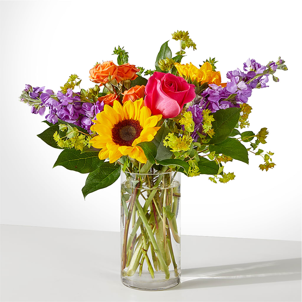 Vibrant Greetings Bouquet –  Semper Fi Florist, Oceanside CA