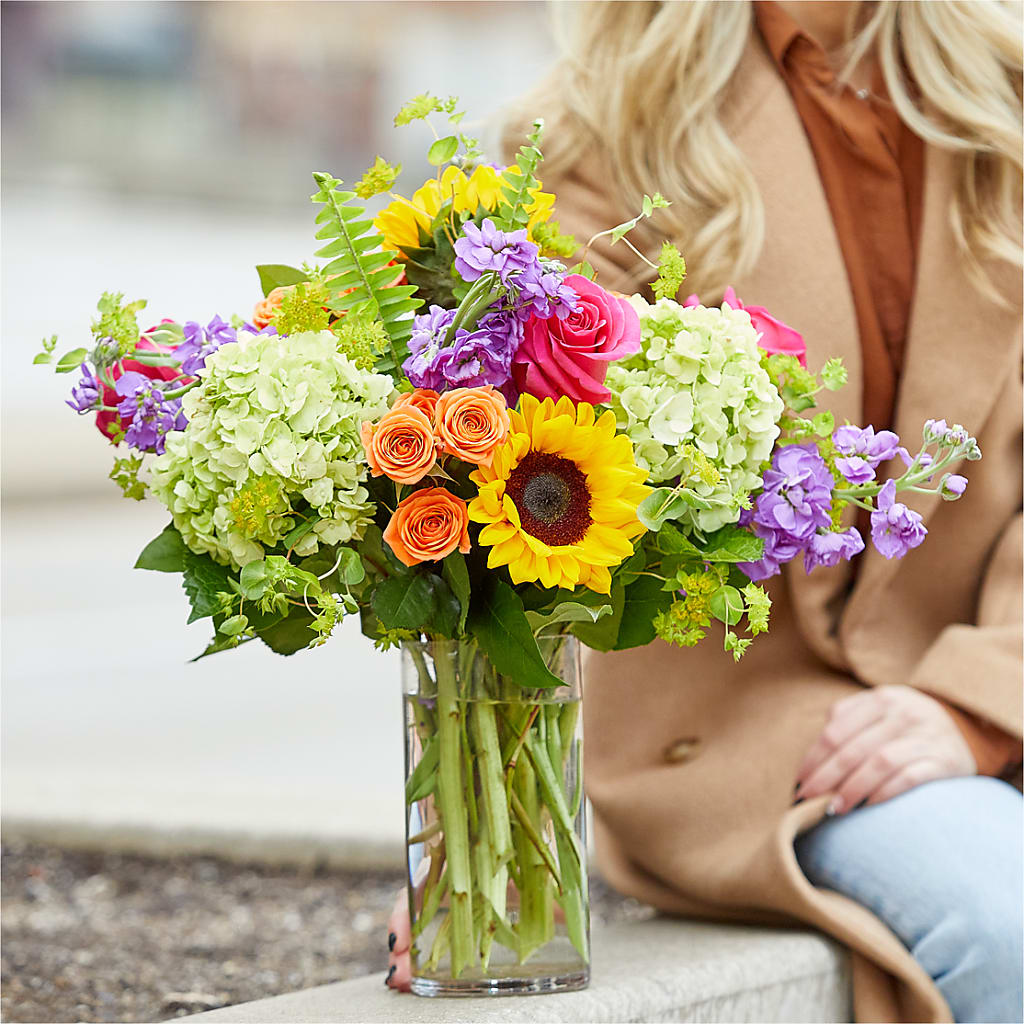 Vibrant Greetings Bouquet –  Semper Fi Florist, Oceanside CA